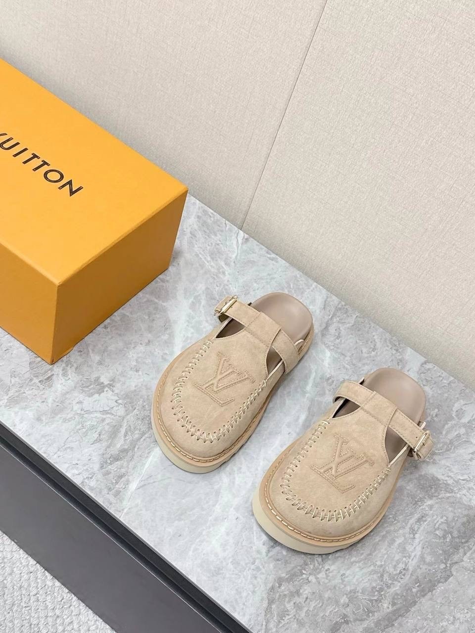 ,мюли louis vuitton,мюли женские,женская ,женские сандали louis vuitton