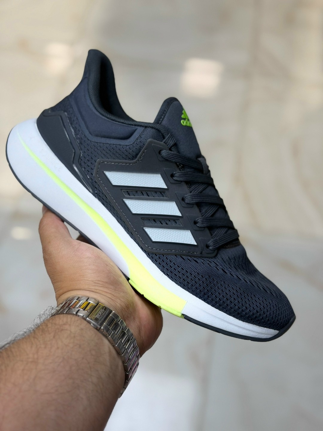 кроссовки adidas,кроссовки мужские adidas,дышащие кроссовки адидас,кроссовки adidas eq 21 run,беговые кроссовки adidas