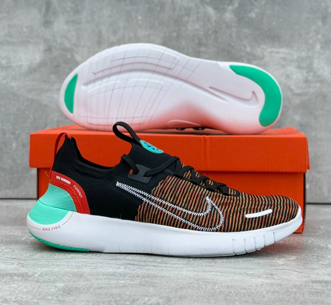 кроссовки nike,кроссовки,спортивная ,оригинальные кроссовки,российские кроссовки
