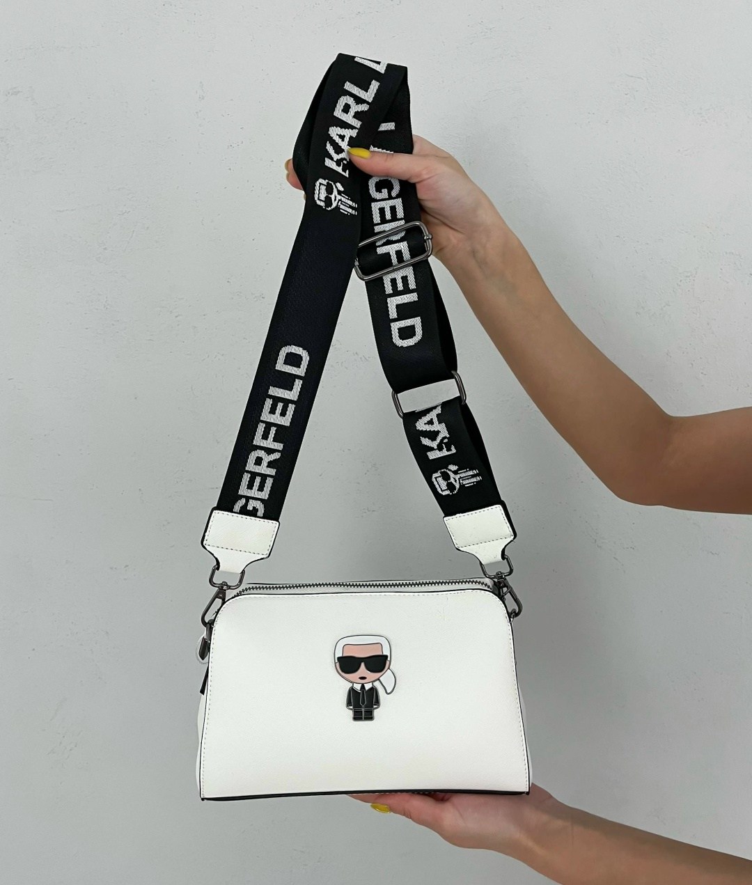 сумка karl lagerfeld кросс боди через плечо karl lagerfeld цвет белый,сумка karl lagerfeld кросс боди через плечо,karl lagerfeld сумка,karl lagerfeld сумка карл лагерфельд женский,женская сумка karl l
