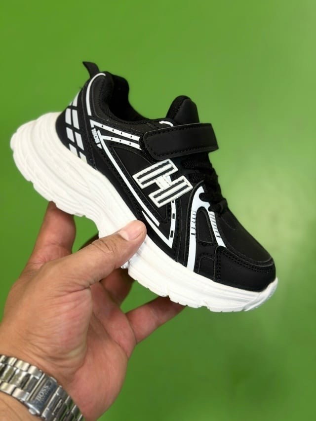 кроссовки,кроссовки new balance,кроссовки закрытые,кроссовки мальчику,детские кроссовки