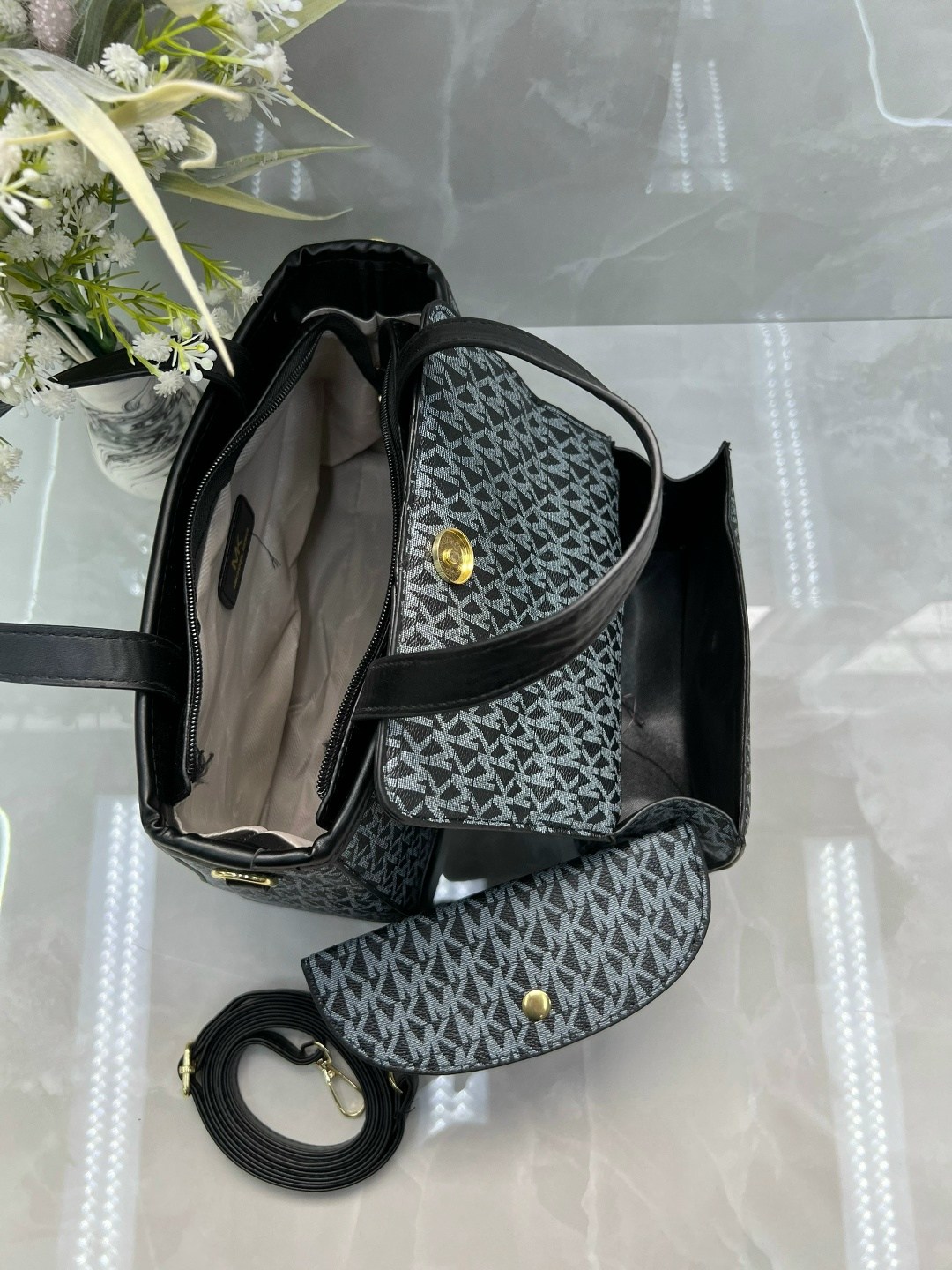 сумка женская michael kors,сумка,сумка michael kors,модная сумка,женская сумка большая стильная michael kors