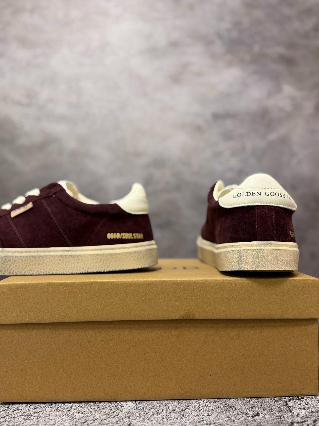,замшевые кроссовки,обуви,adidas originals continental 80,бордовые кеды