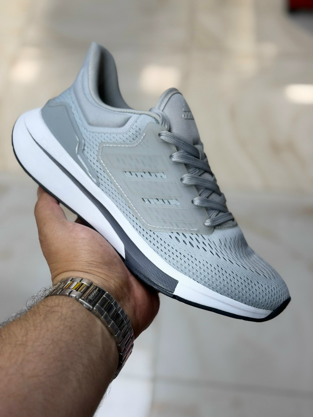 кроссовки adidas,кроссовки мужские adidas,дышащие кроссовки адидас,кроссовки adidas eq 21 run,беговые кроссовки adidas