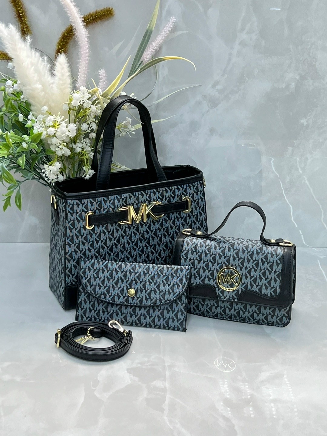 сумка женская michael kors,сумка,сумка michael kors,модная сумка,женская сумка большая стильная michael kors