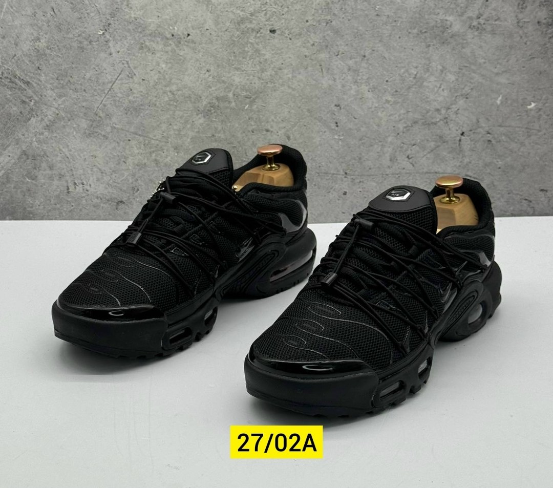 кроссовки nike air max plus tn,спортивные кроссовки унисекс nike air max plus tn черные,мужские кроссовки nike air max tn plus,кроссовки nike air max tn plus terrascape,кроссовки мужские nike air max