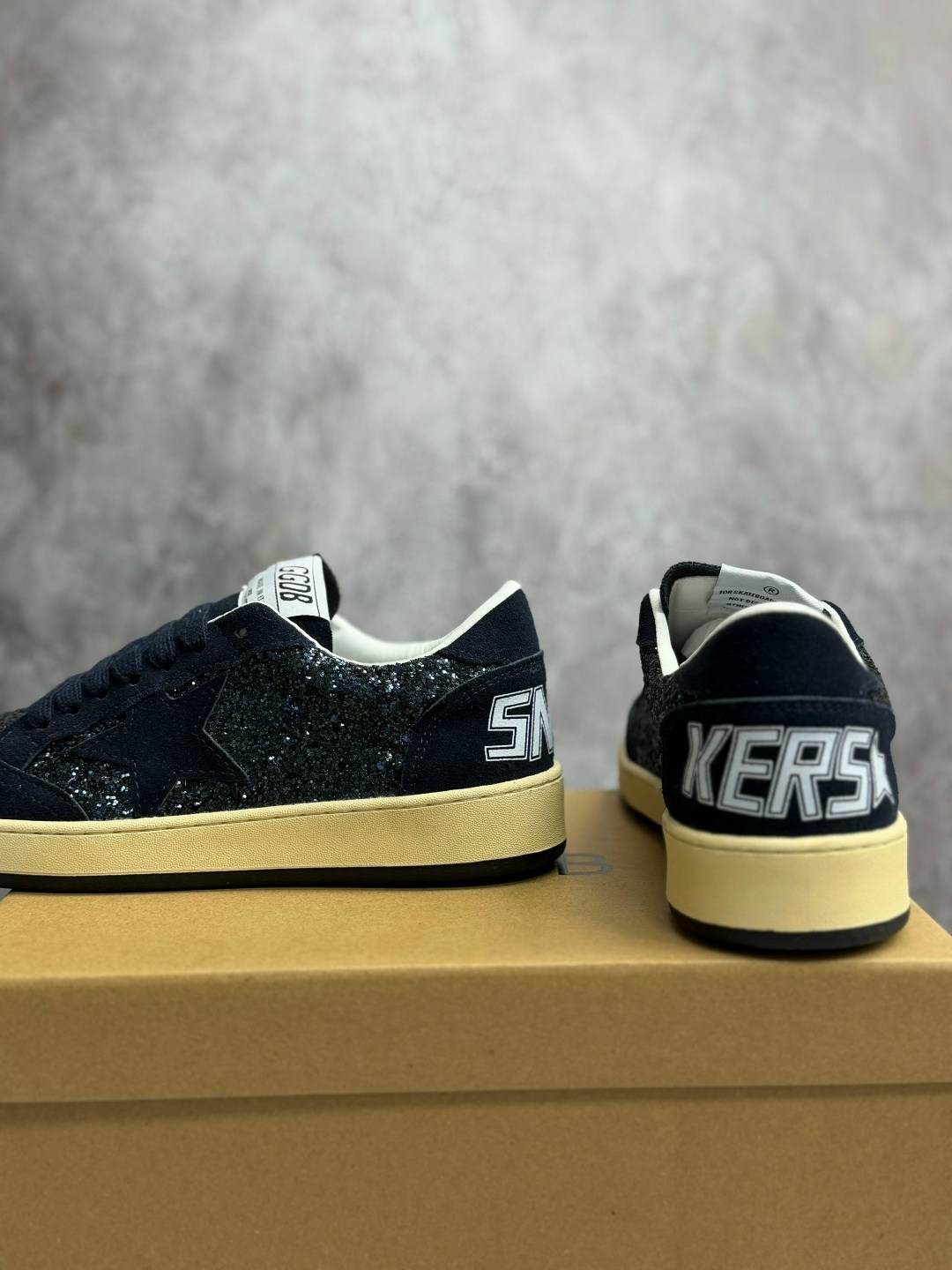,кроссовки golden goose, женская,кроссовки филипп плейн мужские,замшевые кеды