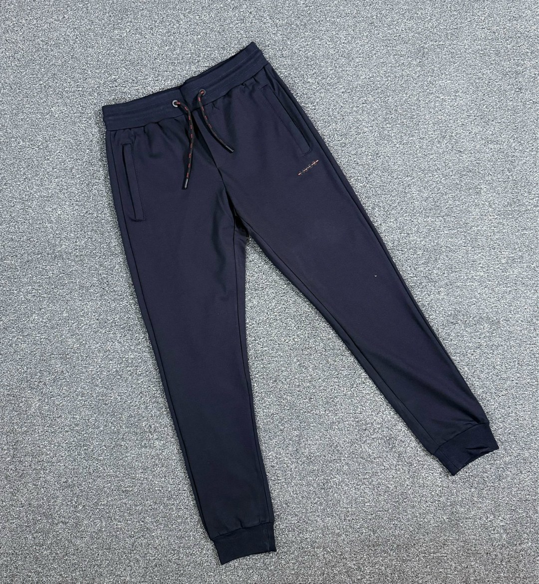 спортивный костюм tommy hilfiger,мужской спортивный костюм на флисе tommy hilfiger,спортивный костюм kiton,спортивный костюм hugo boss,tommy hilfiger спортивный костюм мужской