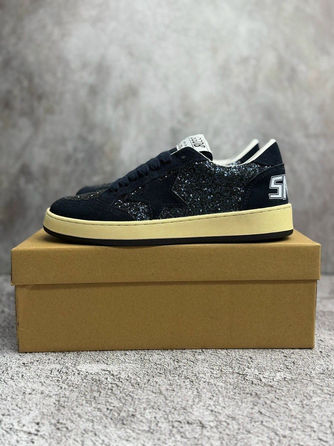 ,кроссовки golden goose, женская,кроссовки филипп плейн мужские,замшевые кеды