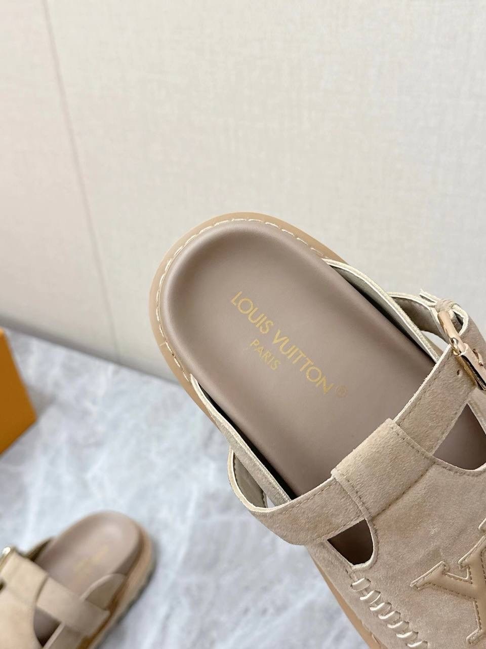 ,мюли louis vuitton,мюли женские,женская ,женские сандали louis vuitton