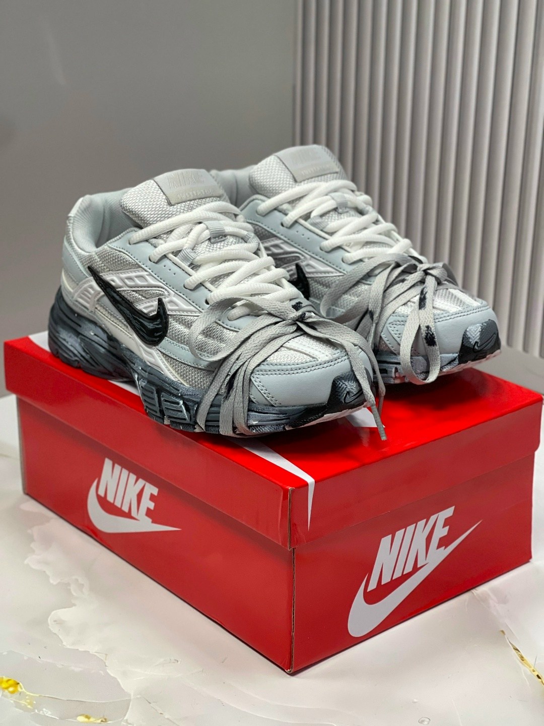 кроссовки nike initiator мужские,кроссовки для бега nike initiator с низким верхом черный серый,кроссовки nike initiator,кроссовки nike,кроссовки