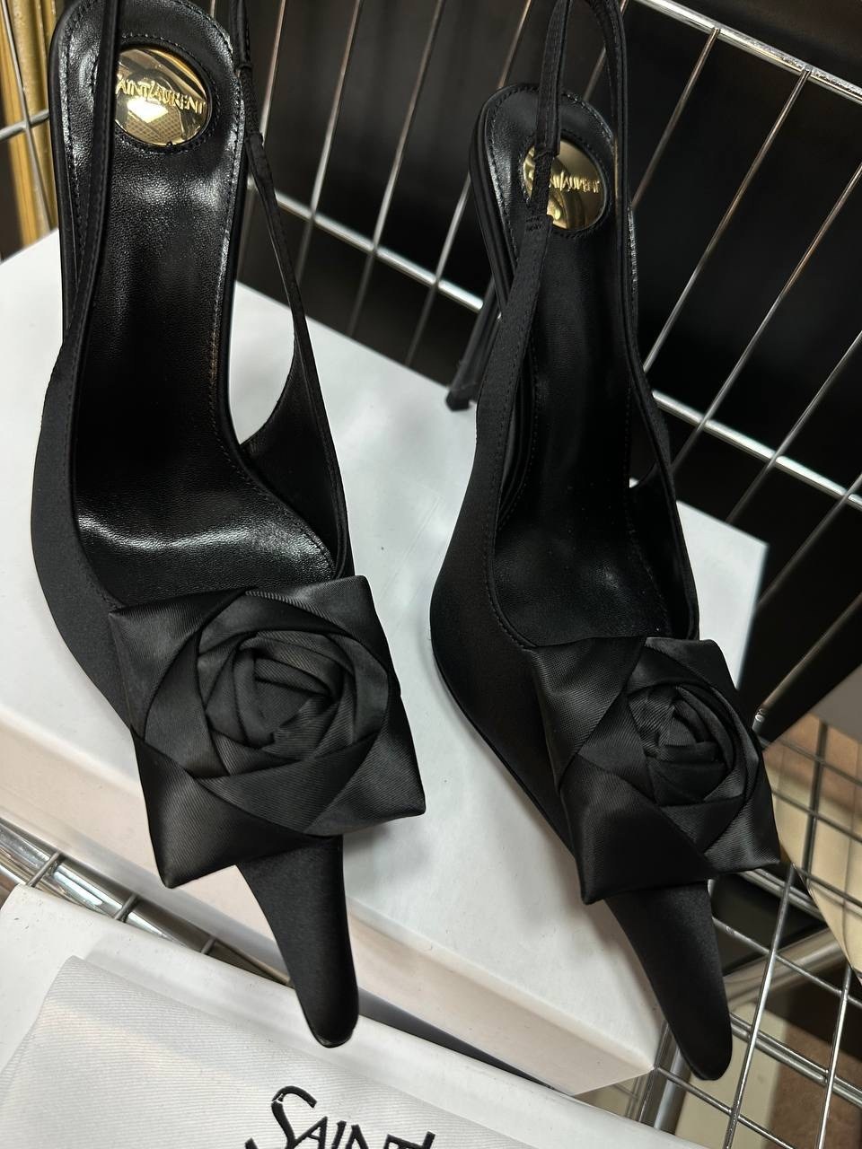 saint laurent туфли,yves saint laurent туфли,женские туфли лодочки,модные босоножки,