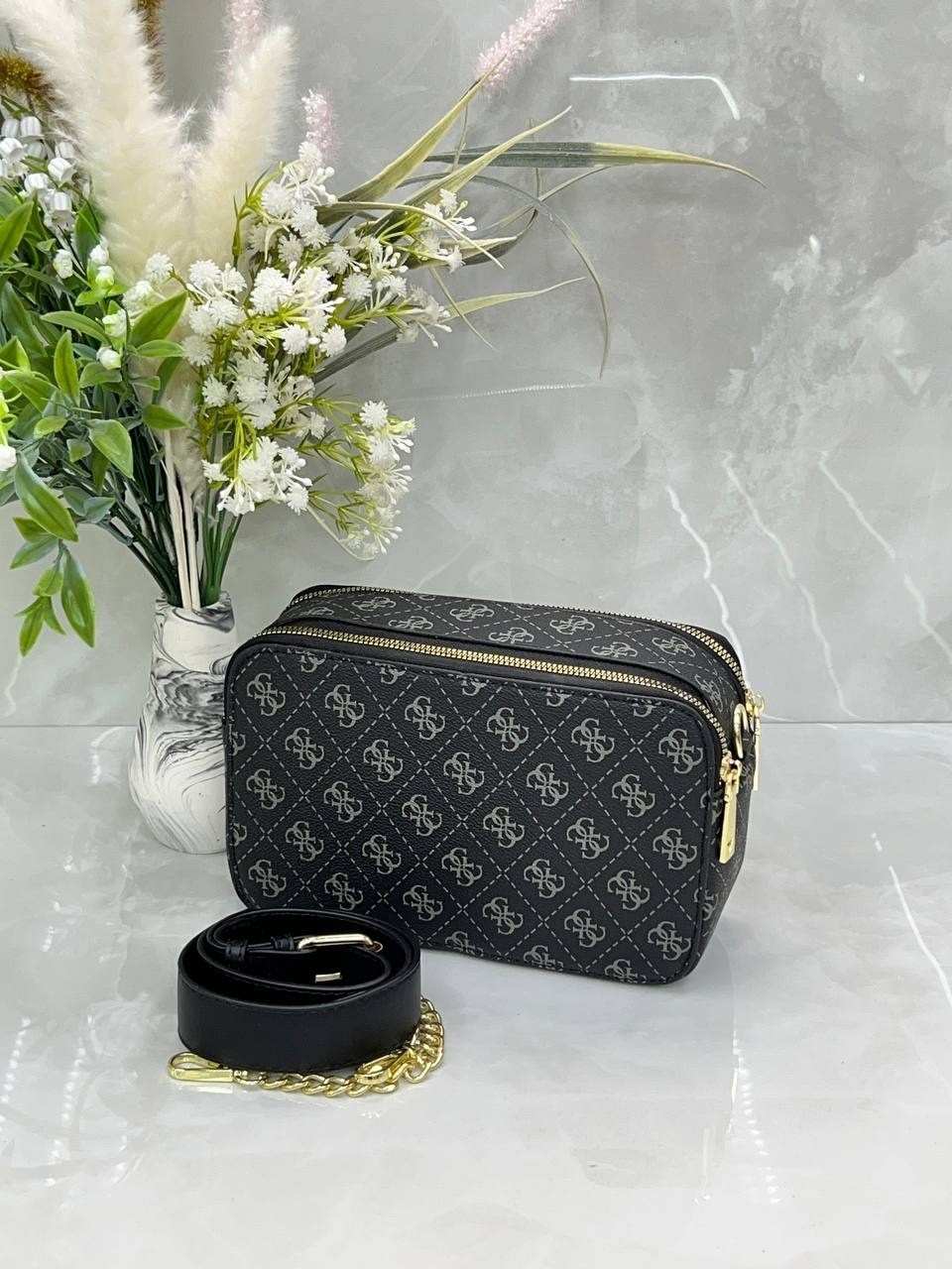 женская сумка guess,сумка guess,guess сумка кросс-боди,женская сумка через плечо guess,сумка на плечо кросс-боди guess