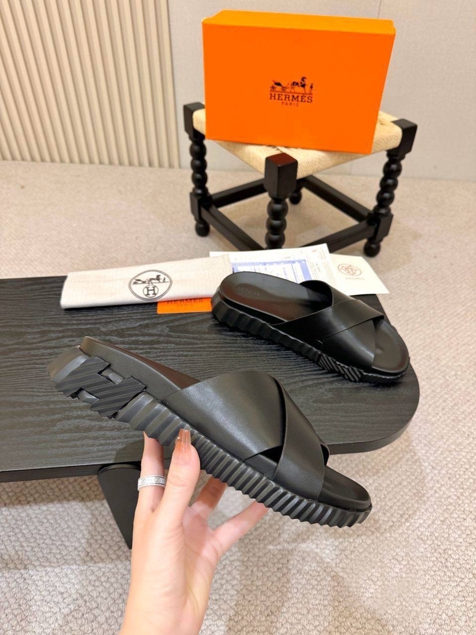 мужские шлепки эрмес,,шлепанцы hermes,шлепки эрмес,шлепки hermes мужские