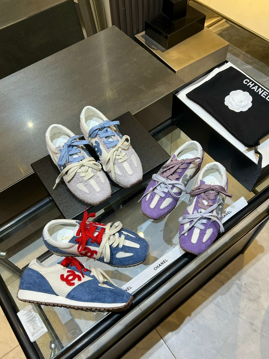 ,кроссовки женские chanel,chanel кроссовки,женские кроссовки,брендовые кроссовки