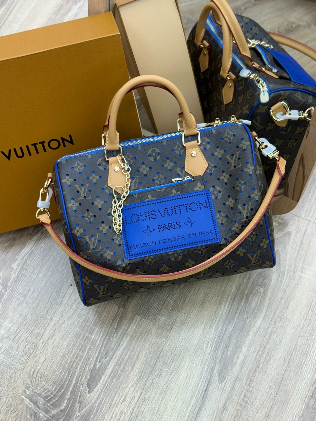 сумка louis vuitton,сумка женская louis vuitton,louis vuitton сумка на плечо,сумка,модная сумка