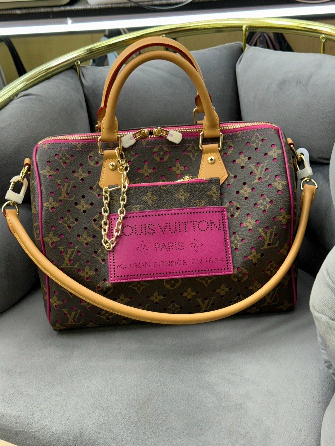 сумка louis vuitton,сумка женская louis vuitton,louis vuitton сумка на плечо,сумка,модная сумка