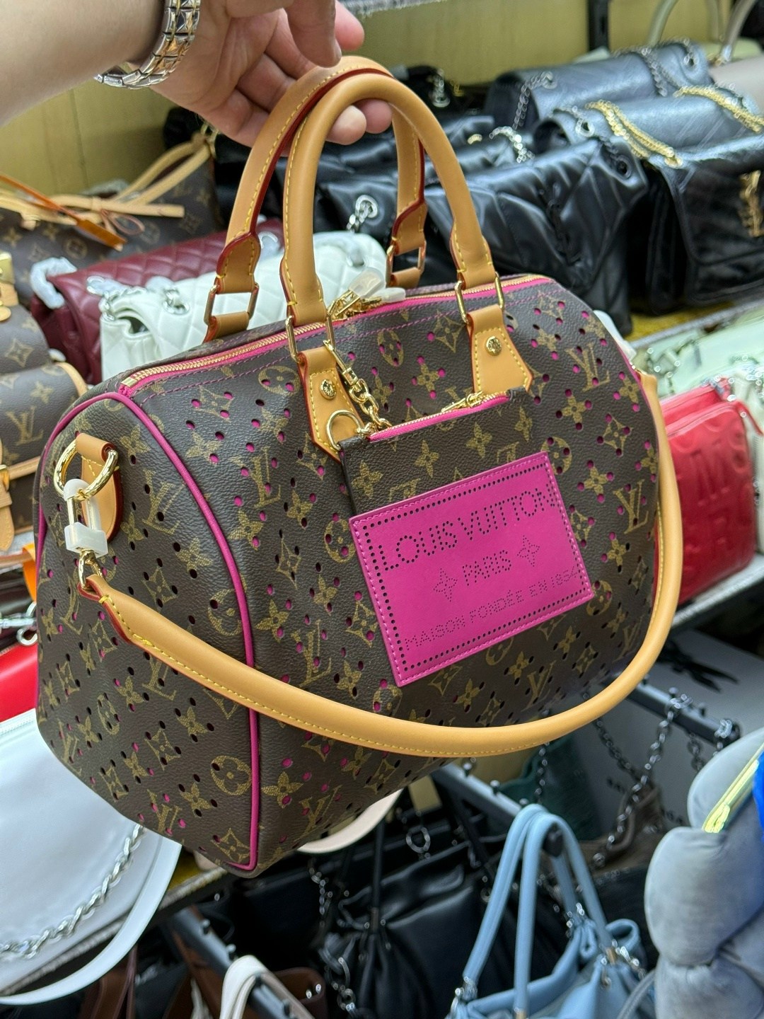 сумка louis vuitton,сумка женская louis vuitton,louis vuitton сумка на плечо,сумка,модная сумка