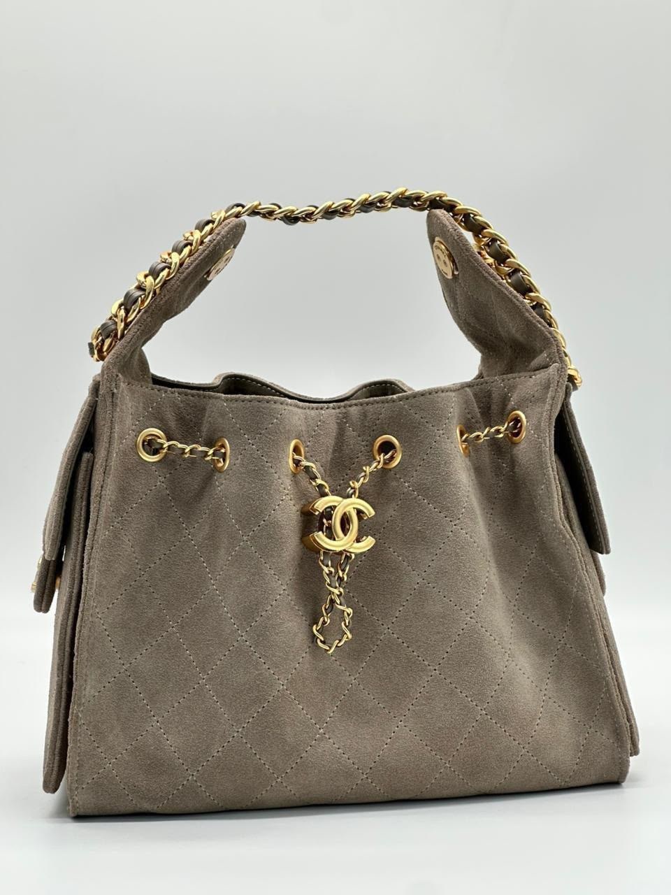замшевая сумка chanel 25 medium бежевая,серая замшевая сумка chanel 25 small,замшевые женские сумки chanel,сумка chanel,женская замшевая сумка chanel 25 small