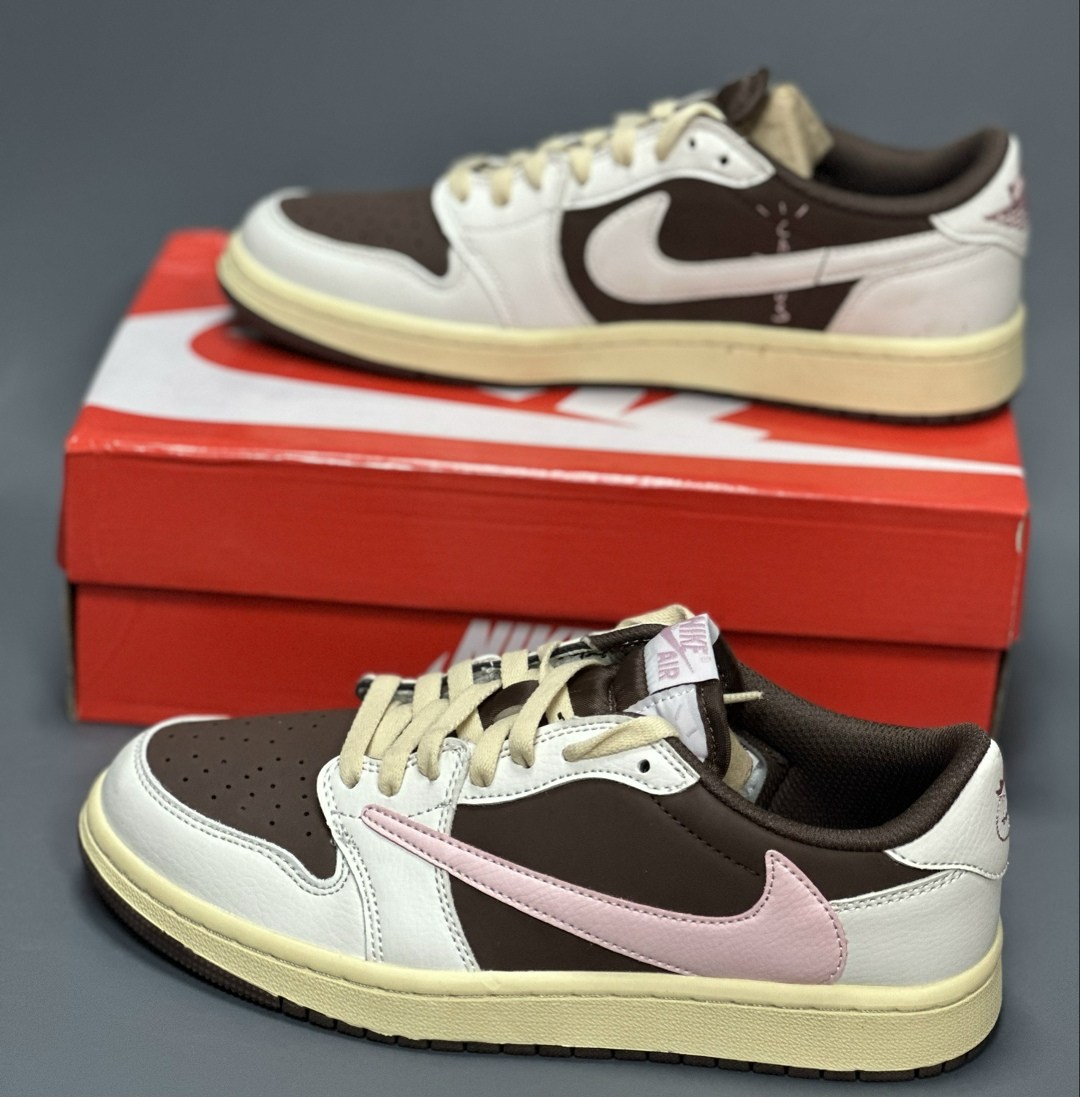 air jordan 1 low travis scott,nike air jordan 1 low travis scott,кроссовки nike air jordan 1 low x travis scott,nike air jordan 1 low travis scott reverse mocha,travis scott x nike air jordan 1 low