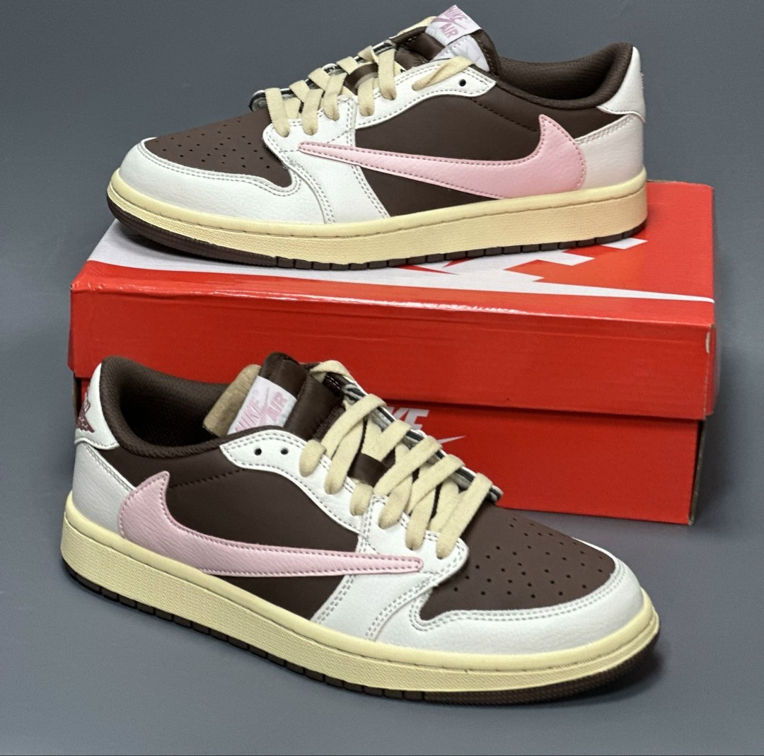 air jordan 1 low travis scott,nike air jordan 1 low travis scott,кроссовки nike air jordan 1 low x travis scott,nike air jordan 1 low travis scott reverse mocha,travis scott x nike air jordan 1 low