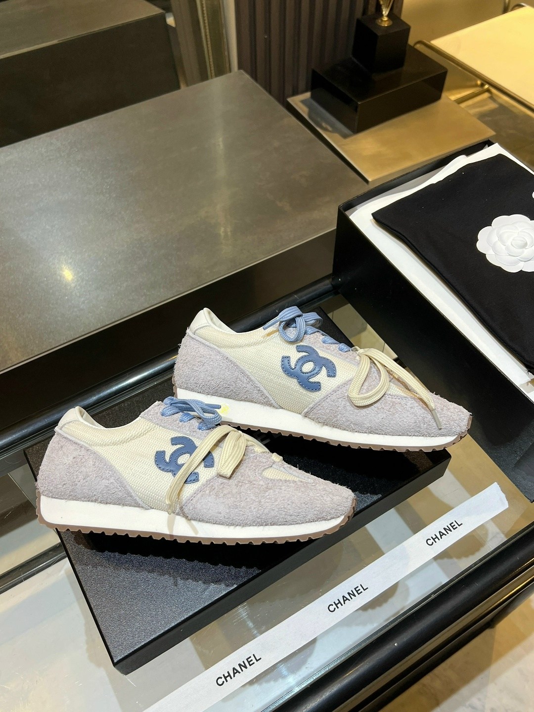 ,кроссовки женские chanel,chanel кроссовки,женские кроссовки,брендовые кроссовки