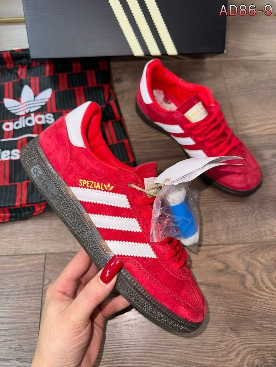 ,кроссовки adidas spezial,adidas gazelle red,адидас газели мужские красные,adidas кроссовки