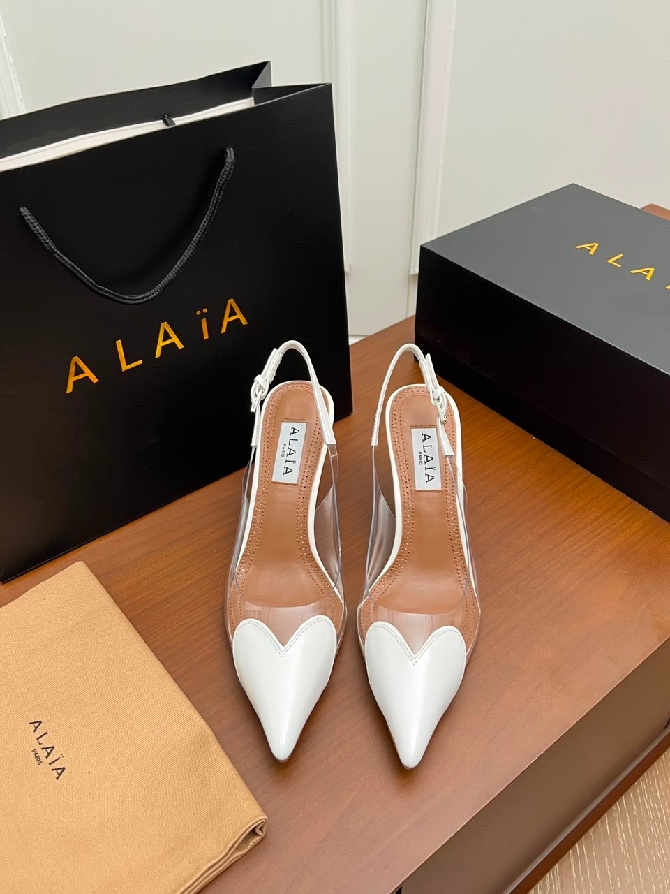 туфли alaia,босоножки alaia,туфли прозрачные,туфли лодочка,стильные туфли