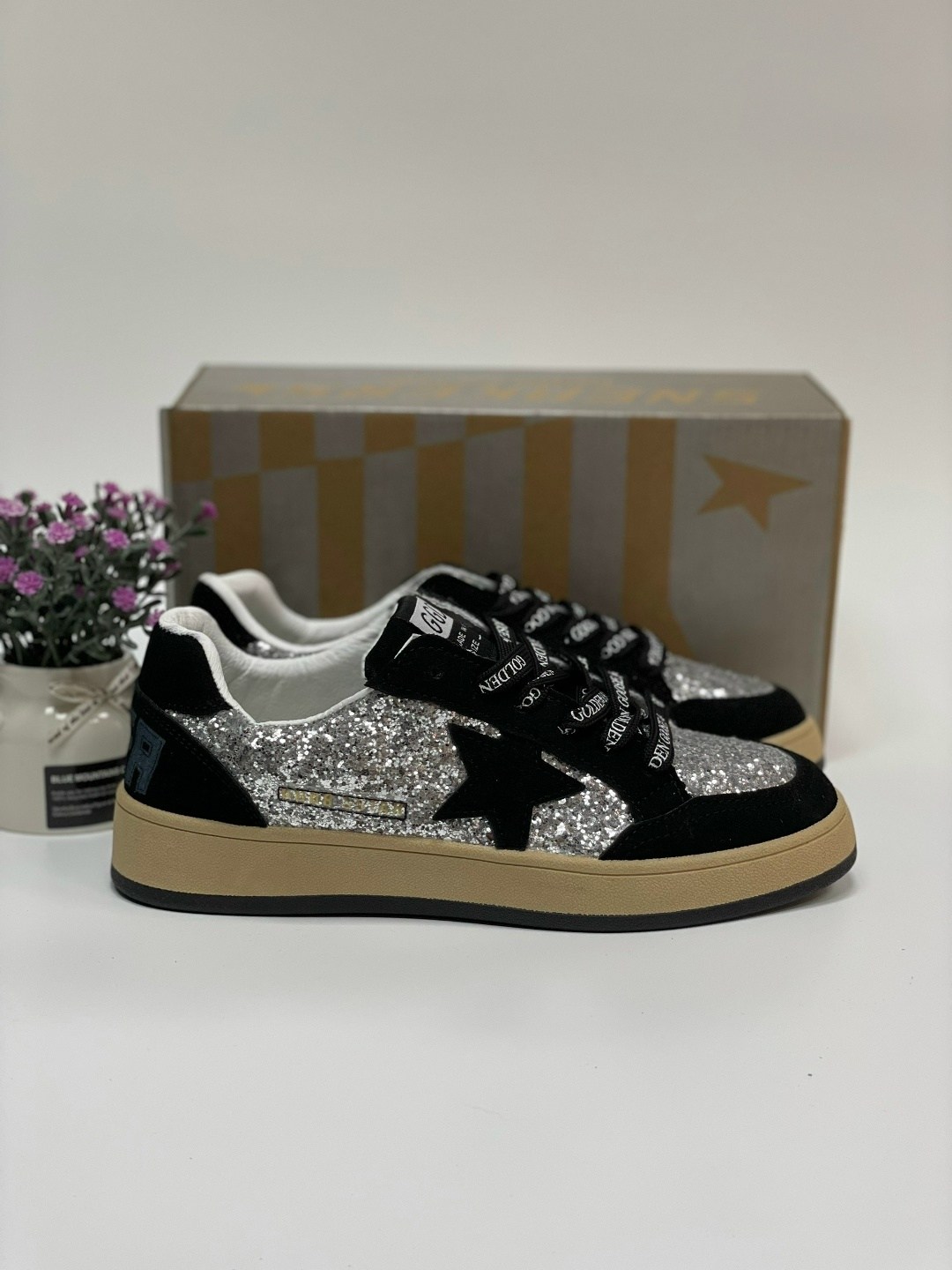 кроссовки golden goose с пайетками на платформе,,кеды golden goose, женская,golden goose кроссовки