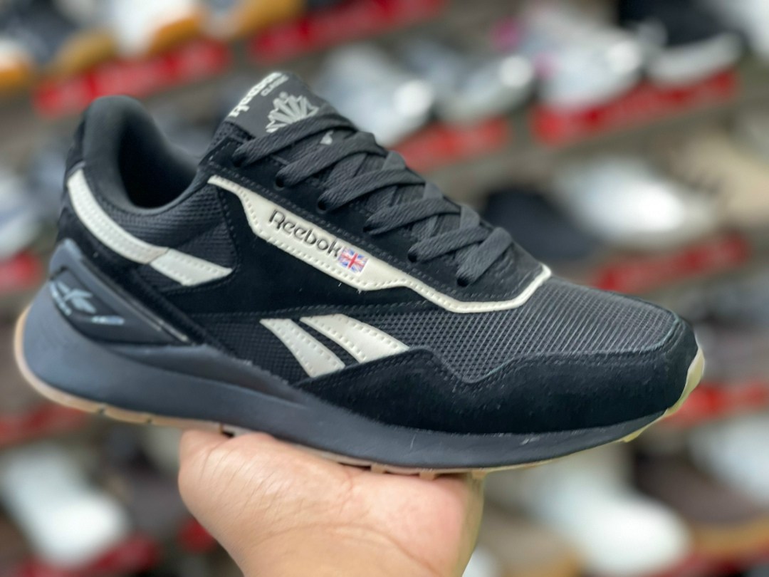 кроссовки reebok,кроссовки мужские reebok,мужские повседневные кроссовки gl1100 reebok серый,кроссовки reebok classic,кроссовки