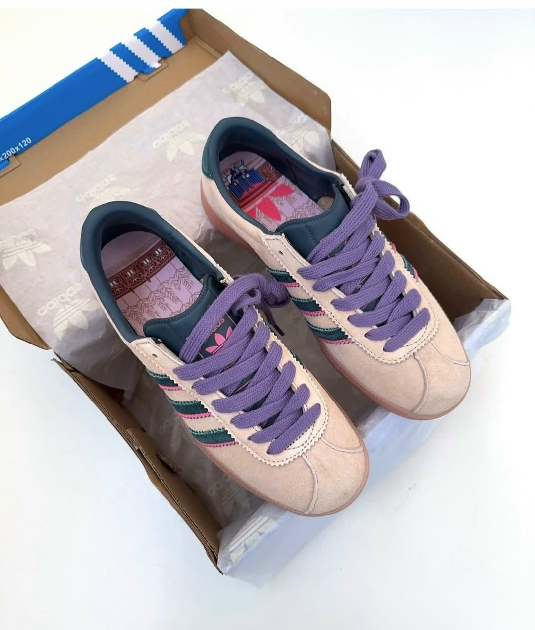 ,кроссовки adidas,gazelle adidas,женские кроссовки,кроссовки adidas malmo