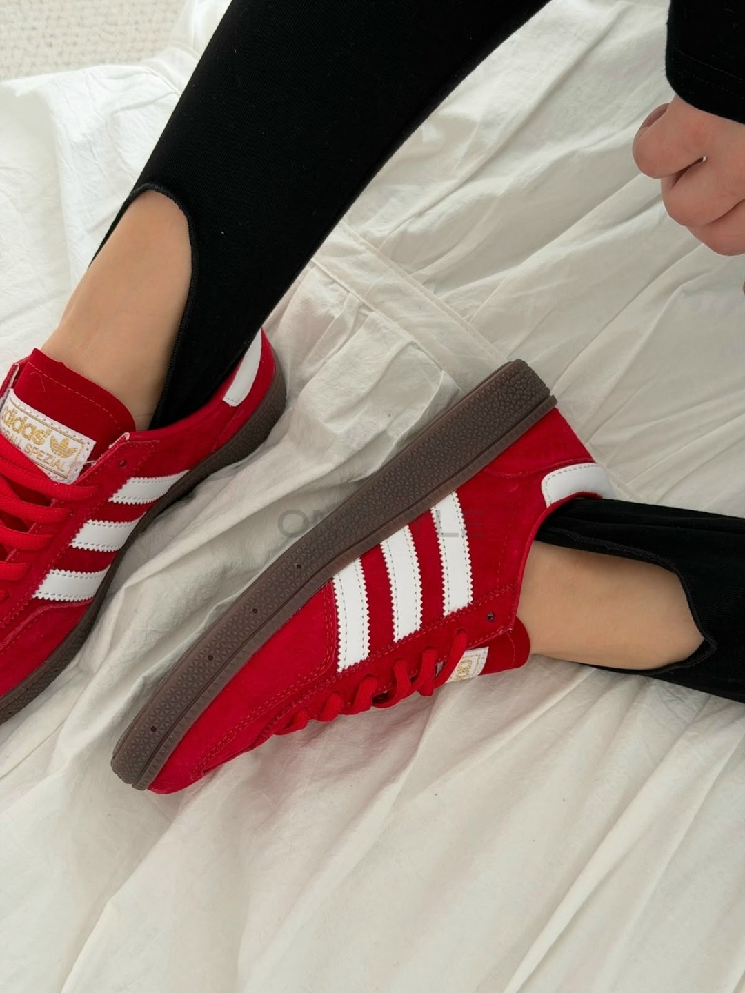 ,кроссовки adidas spezial,adidas gazelle red,адидас газели мужские красные,adidas кроссовки