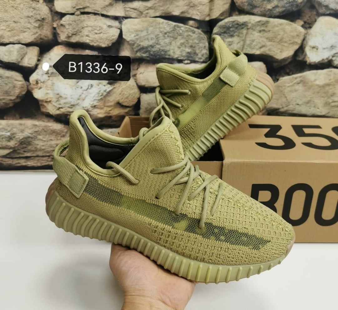 кроссовки yeezy boost 350,кроссовки adidas yeezy boost 350,yeezy boost 350 v 2,adidas yeezy boost 350 v 2,adidas yeezy boost 350 v2 sulfur