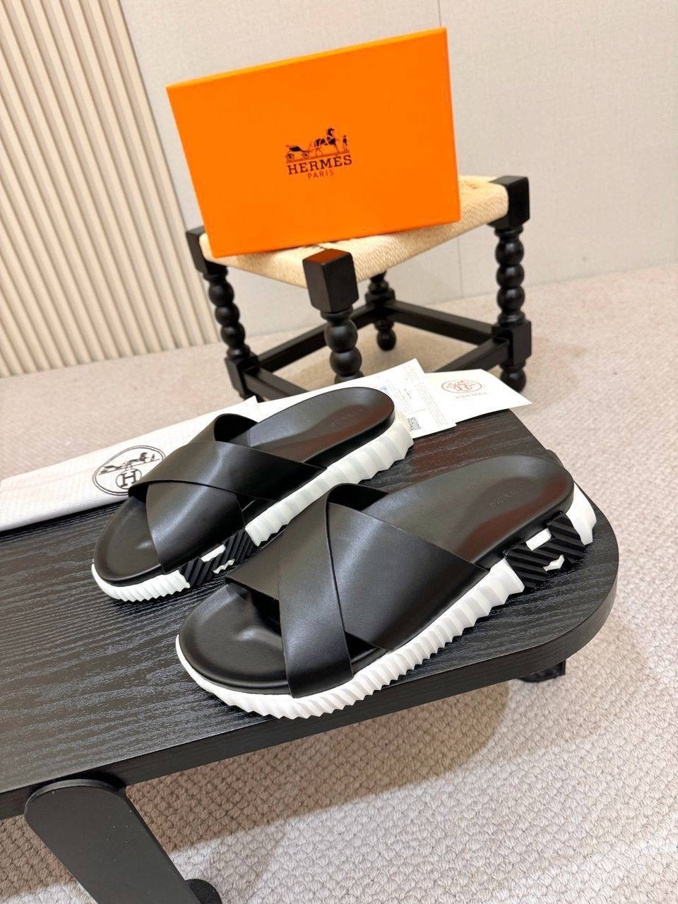 шлепанцы hermes,,сандалии hermes,шлепки hermes,шлепанцы мужские