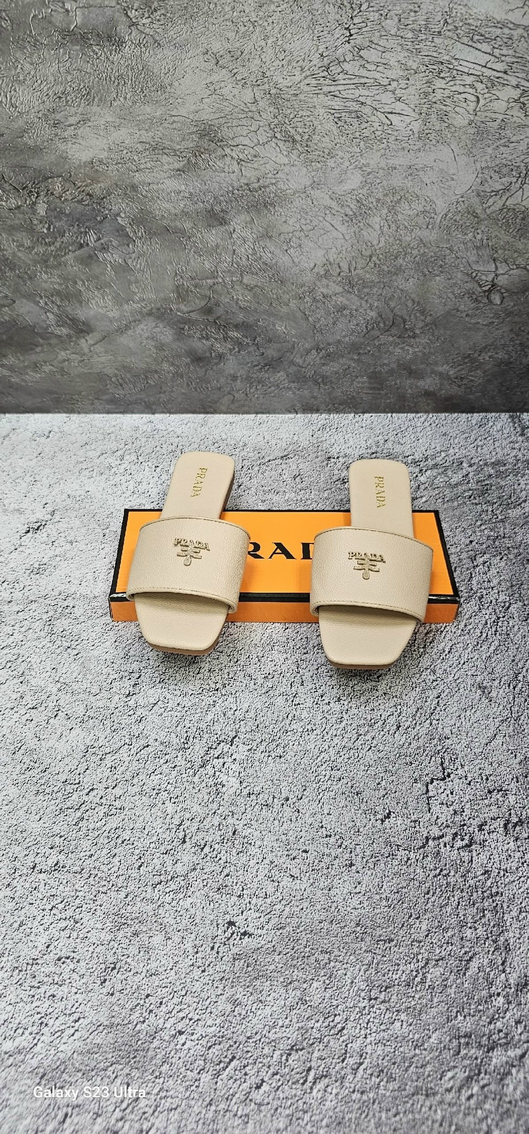 шлепки прада женские,женские шлепанцы prada,шлепки прада,шлепанцы prada,женские шлепанцы