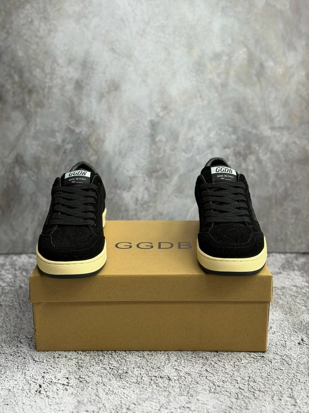 кроссовки golden goose,golden goose кеды,golden goose чёрные женские замшевые кеды hi star,,golden goose замшевые кеды hi star цвет чёрный