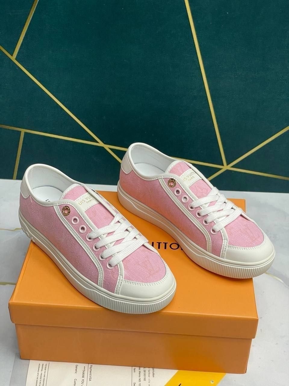 кеды louis vuitton,louis vuitton кроссовки,кроссовки женские louis vuitton,кроссовки кеды louis vuitton,кеды louis vuitton stellar