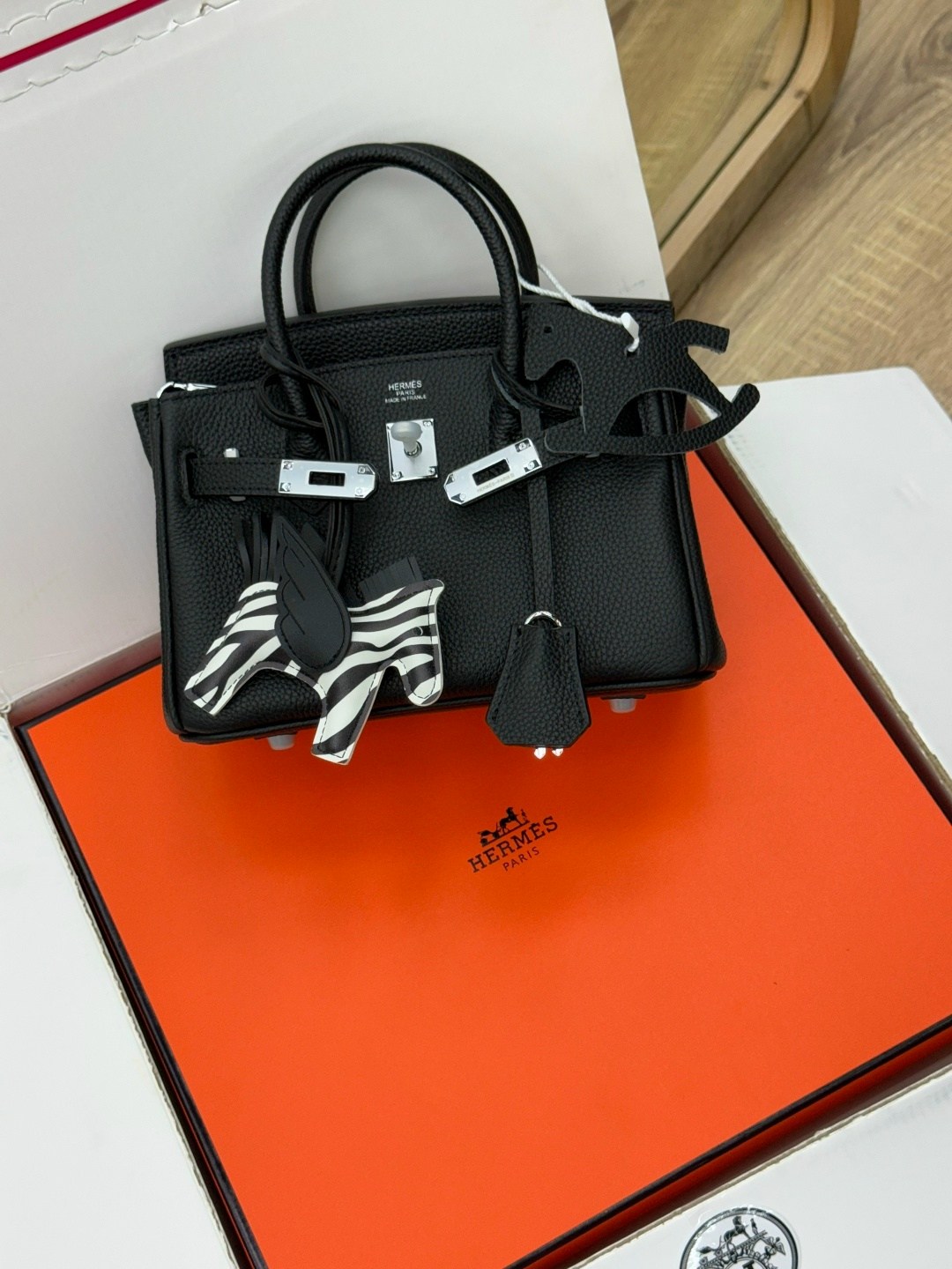 сумка hermes birkin с лошадкой,сумка hermes,сумка hermes birkin гермес биркин оранжевый,женская сумка hermes,сумка hermes birkin