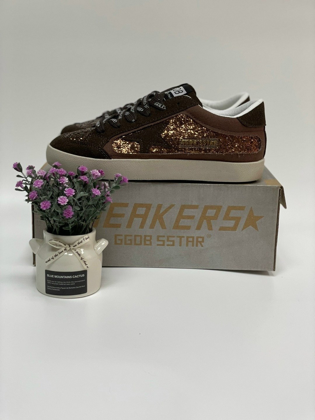 ,женская ,женские кроссовки,обуви,кеды golden goose
