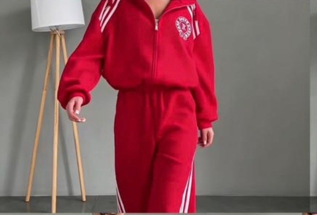 женский спортивный костюм,спортивный костюм женский adidas,спортивные костюмы для женщин,костюм спортивный,стильные костюмы