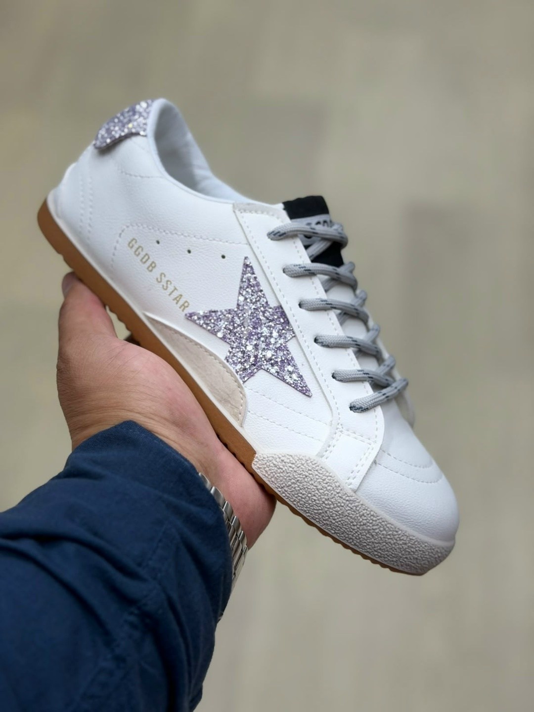 ,кроссовки golden goose,кожаные кроссовки golden goose super star,golden goose кеды hi star на платформе черный,кроссовка мужской