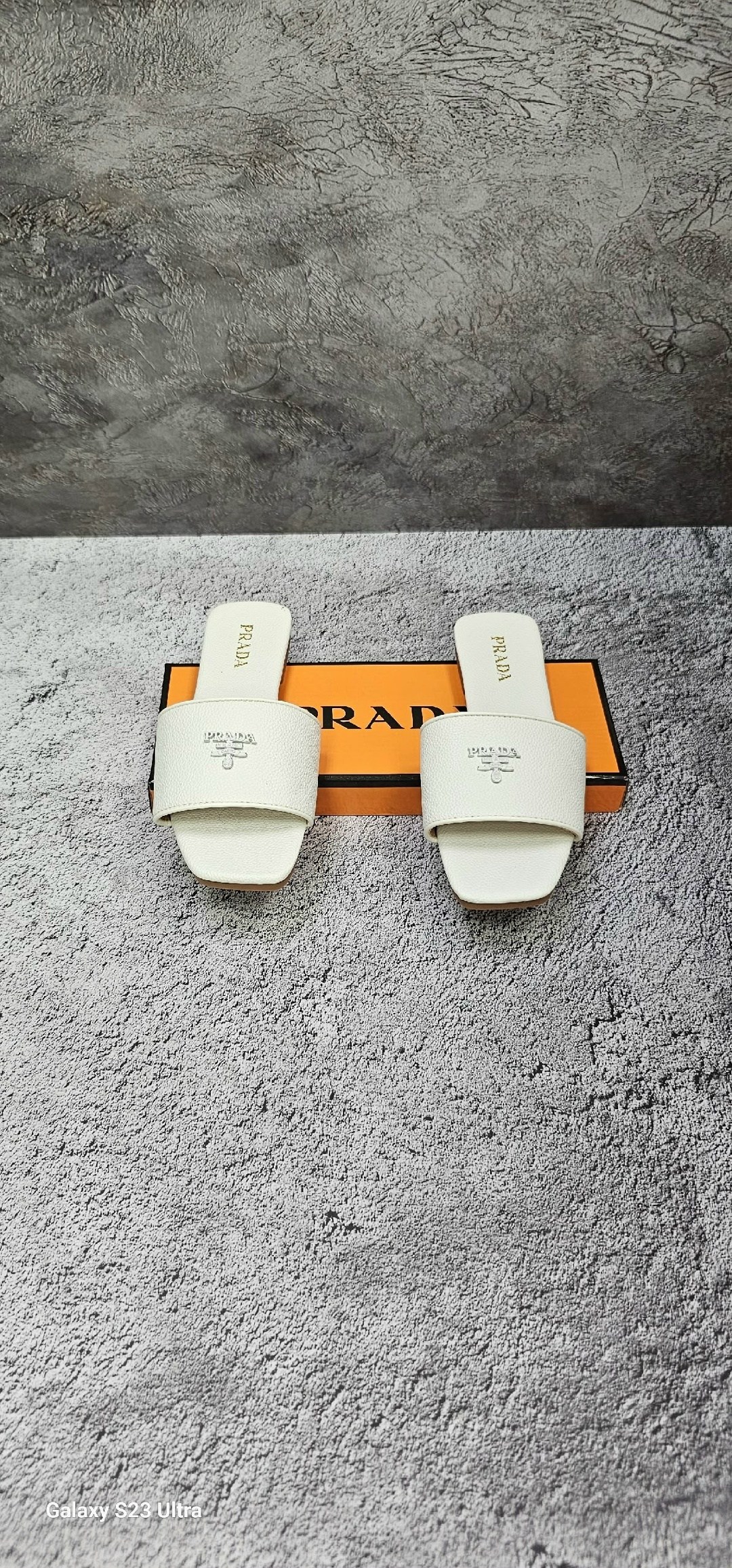 шлепки прада женские,женские шлепанцы prada,шлепки прада,шлепанцы prada,женские шлепанцы