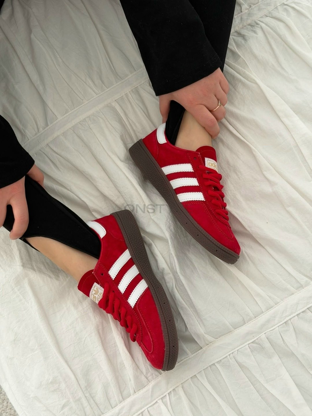 ,кроссовки adidas spezial,adidas gazelle red,адидас газели мужские красные,adidas кроссовки