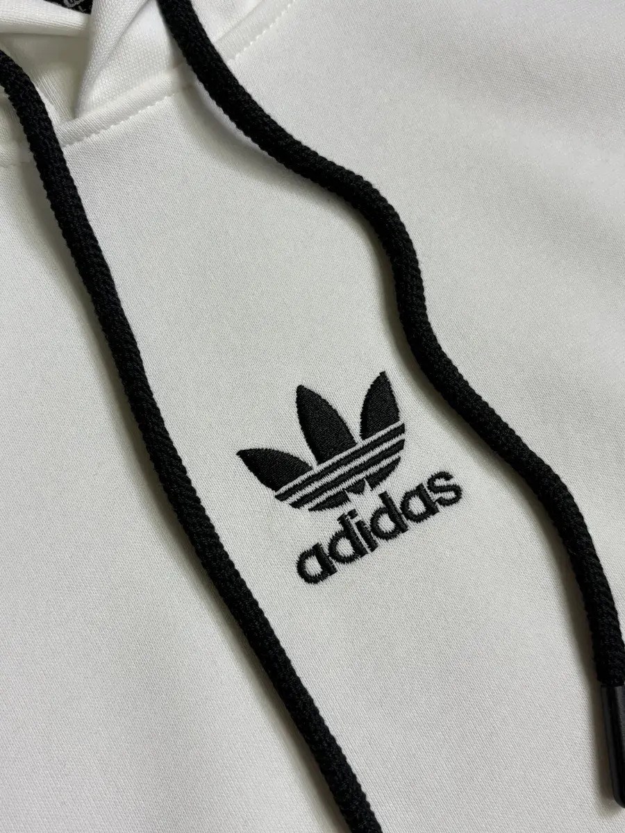 спортивный костюм adidas,спортивный мужской костюм adidas,теплый спортивный костюм adidas,спортивный костюм adidas черный теплый,костюм adidas