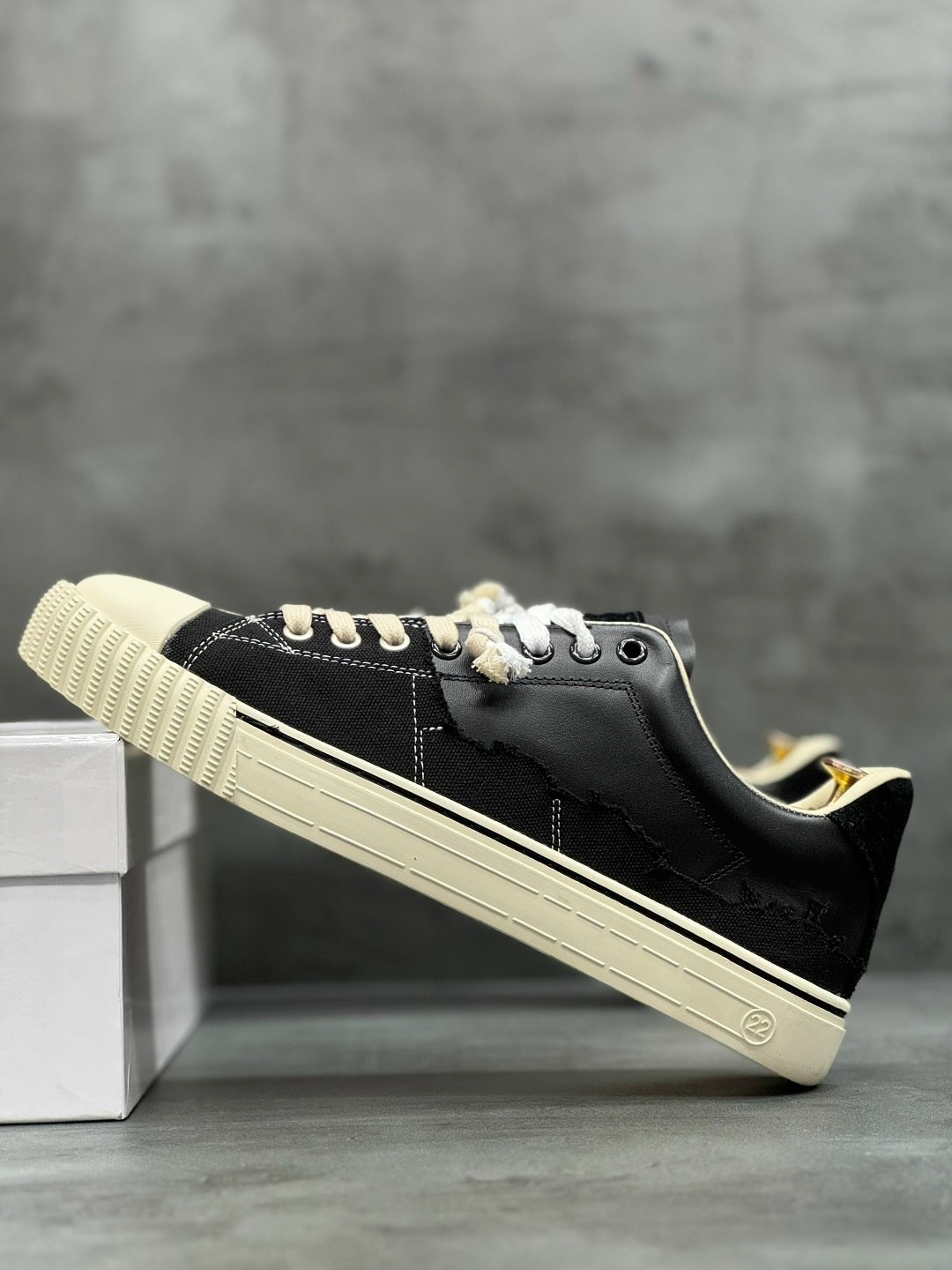кеды maison margiela evolution,,кроссовки низкие maison margiela evolution черный,кроссовки maison margiela evolution,повседневные кроссовки