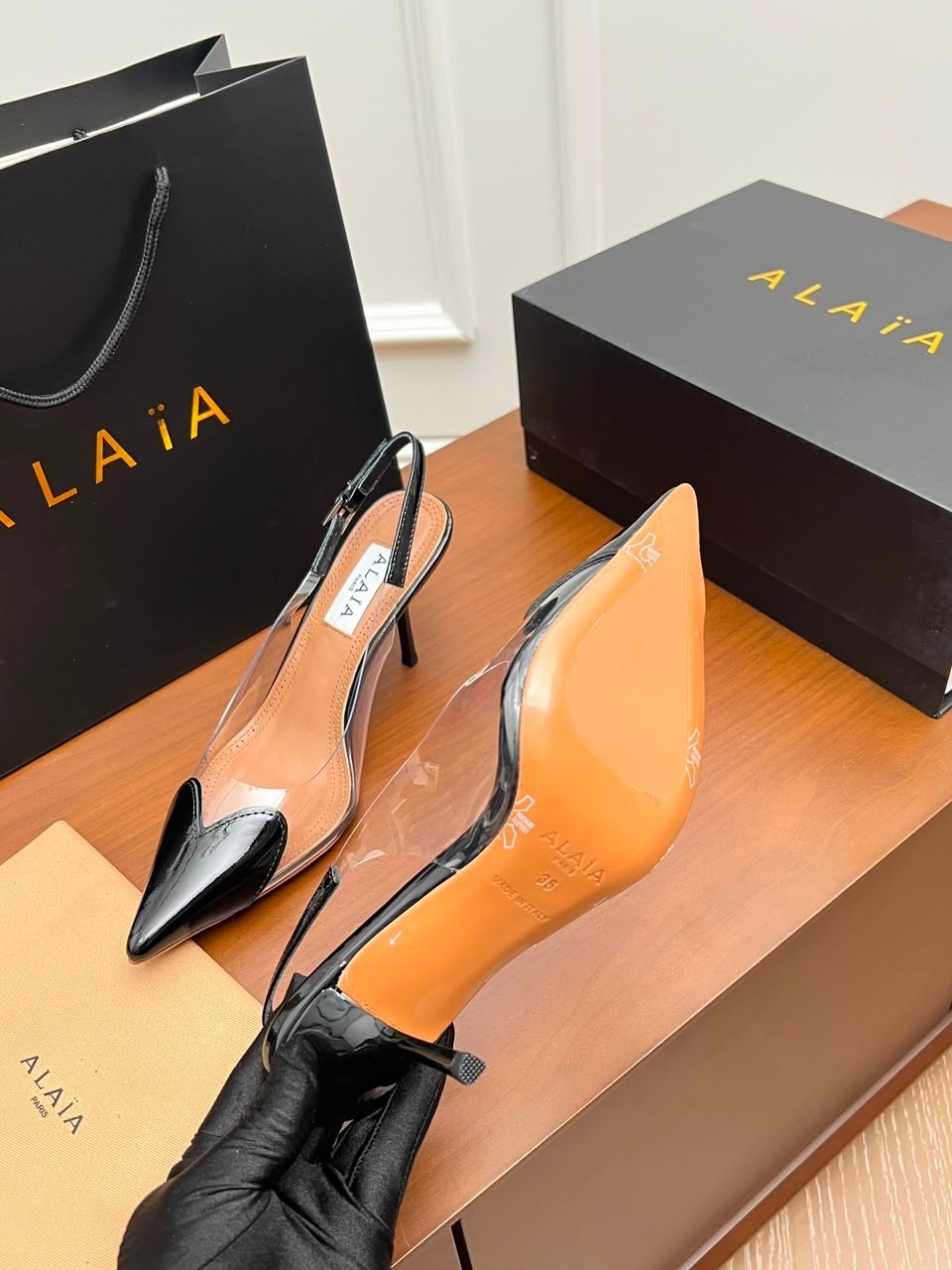 туфли alaia,босоножки alaia,туфли прозрачные,туфли лодочка,стильные туфли