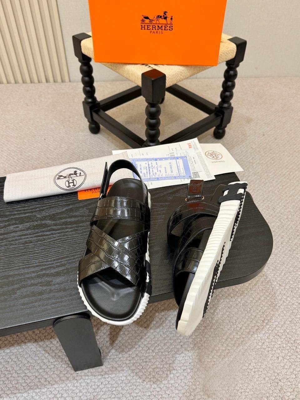 сандалии hermes,hermes сандалии мужские,босоножки hermes,hermes шлепанцы,сандали hermes