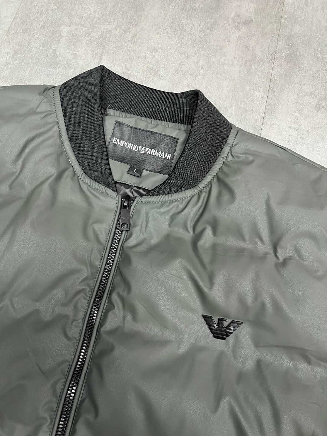 бомбер emporio armani,мужская куртка бомбер,куртка бомбер,бомбер армани мужской,emporio armani мужская куртка