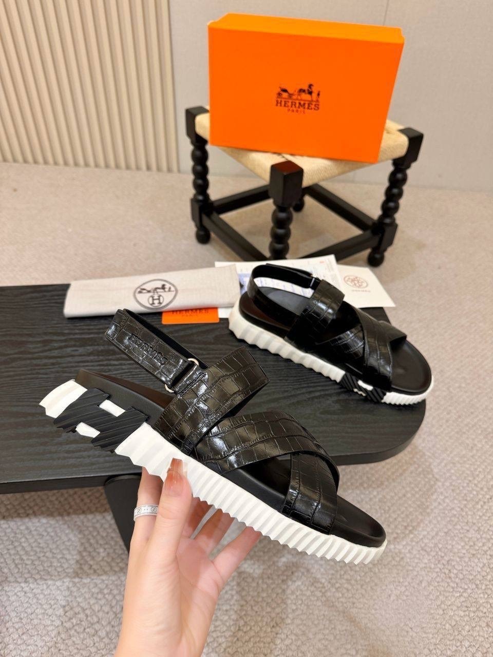 сандалии hermes,hermes сандалии мужские,босоножки hermes,hermes шлепанцы,сандали hermes