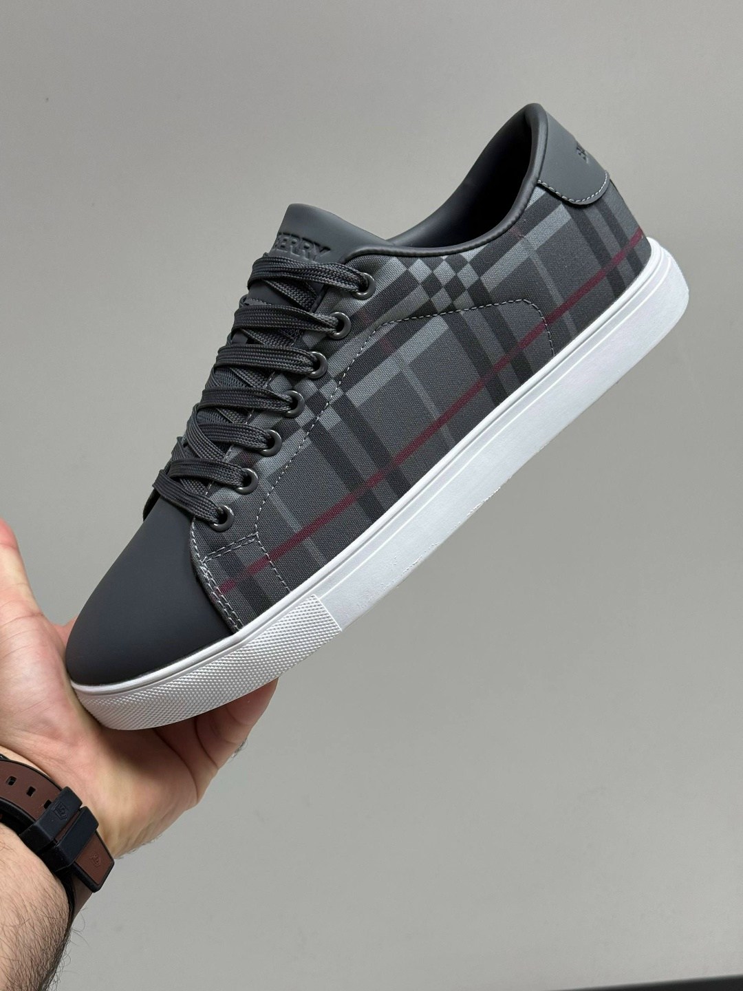 кроссовки burberry,burberry кеды,кеды мужские burberry,брендовые мужские кеды burberry (барберри) премиум,